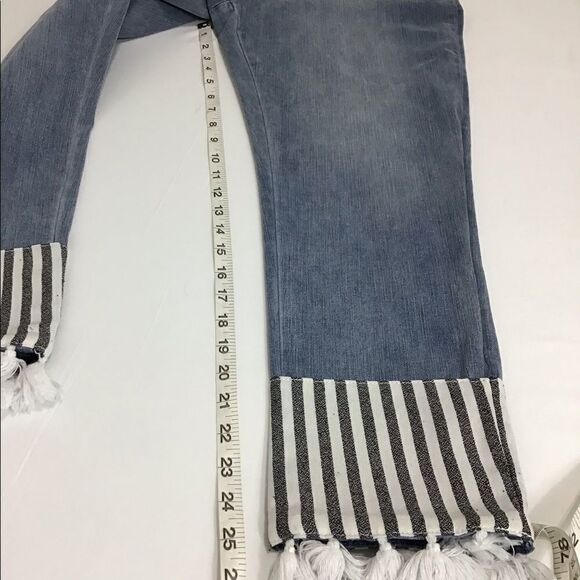 Soft Surroundings Pull-On Fringe Hem Crop Jeans - Picture 5 of 8